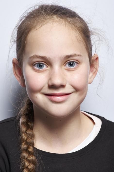Potrait of Cloe